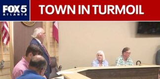 Small town reinstates entire police force after firing | FOX 5 News