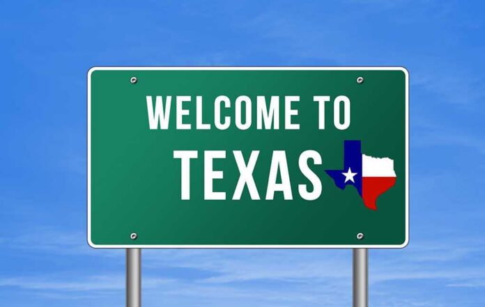 Welcome,To,Texas Welcome to Texas road sign with a Texas map